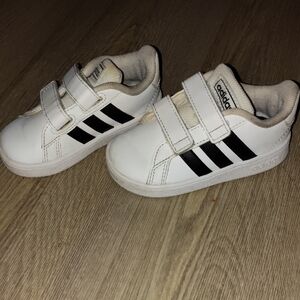 Adidas Kids White and Black Velcro Sneakers